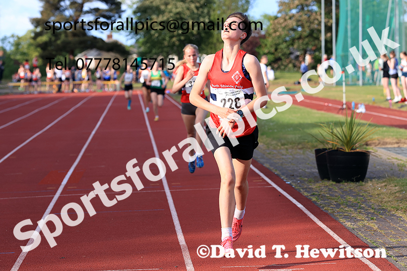The 800 metres, 2025 NEGP No 2, Monkton Stadium, Wednesday, May 28th. Photo: David T. Hewitson/Sports for All Pics